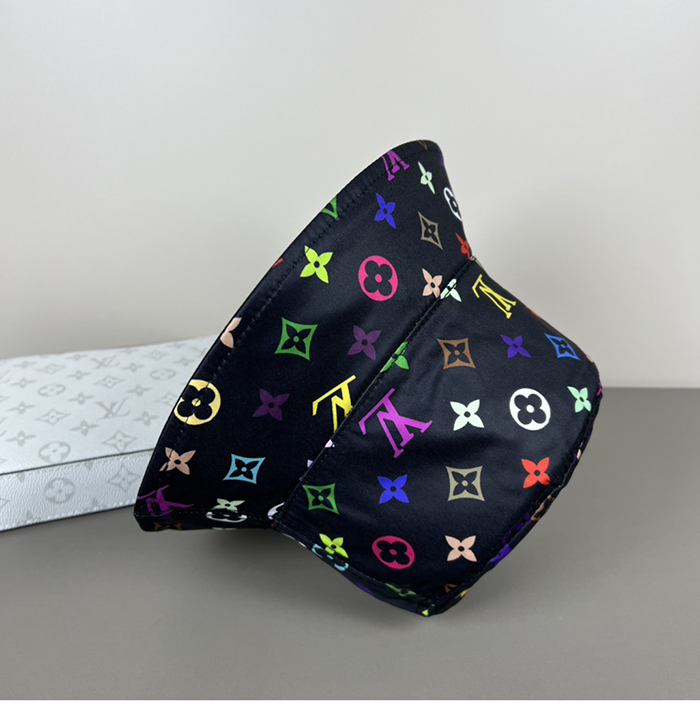 Louis Vuitton 루이비통 x TM 리버시블 버킷햇 레플리카 6번 이미지 - 악세사리 | 세미샵 레플리카 사이트