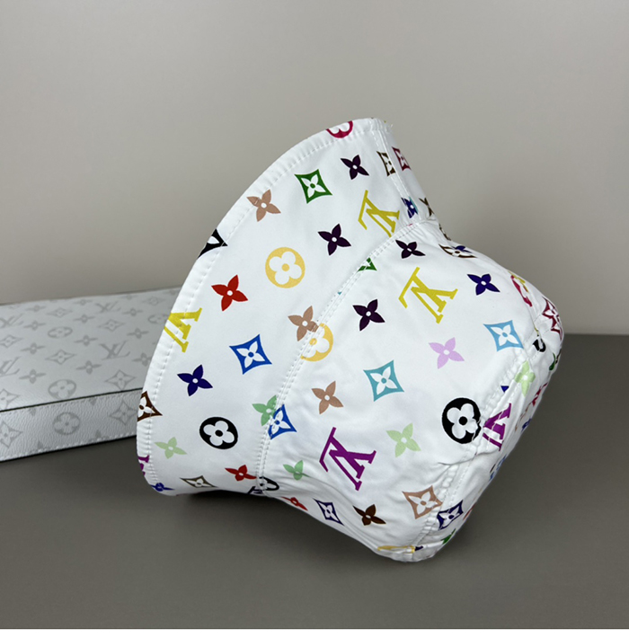 Louis Vuitton 루이비통 x TM 리버시블 버킷햇 레플리카 13번 이미지 - 악세사리 | 세미샵 레플리카 사이트