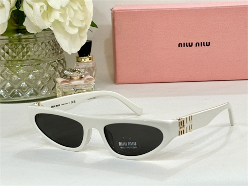Miu Miu 미우미우 글림스 선글라스 SMU07zs 레플리카 4번 이미지 - 악세사리 | 세미샵 레플리카 사이트
