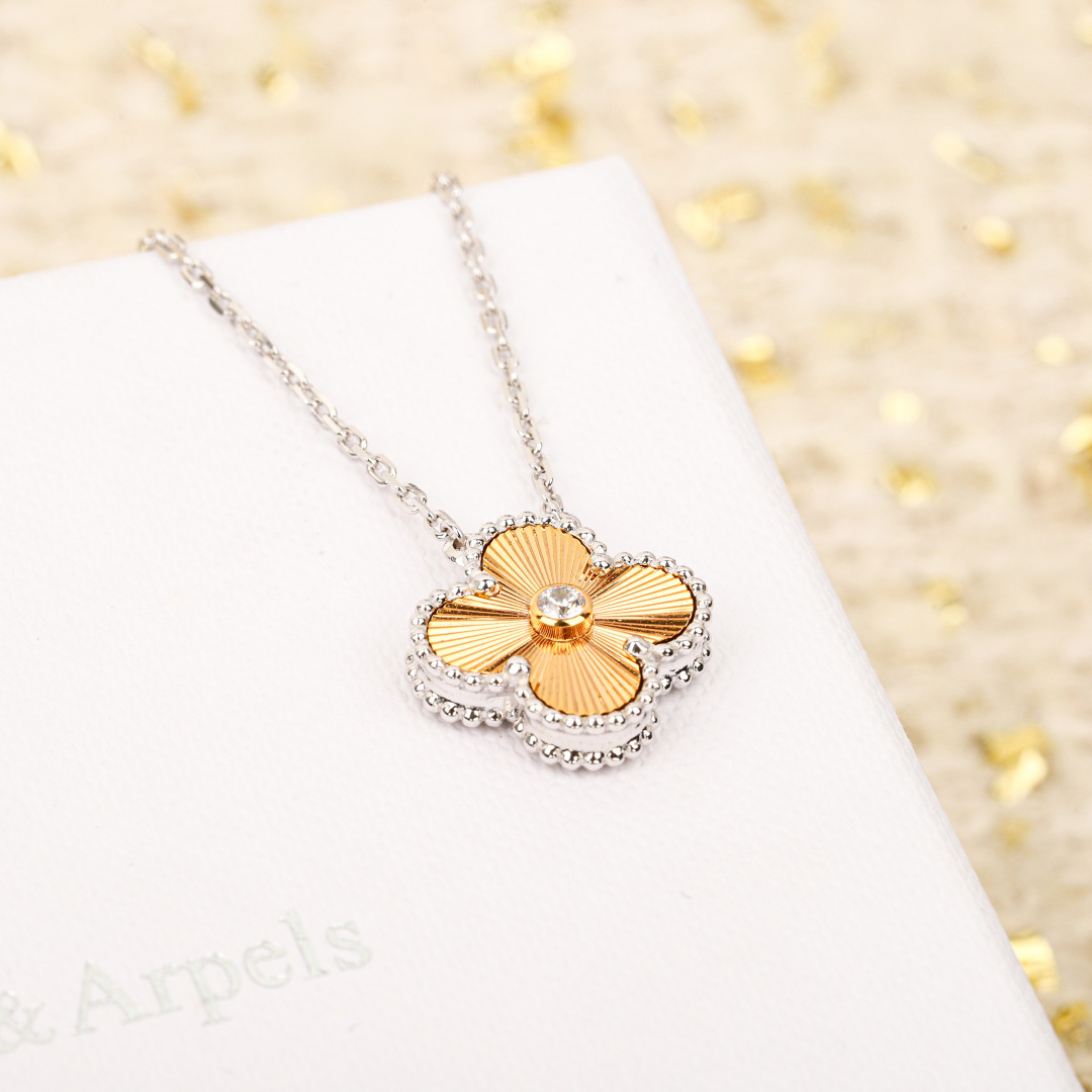 Van Cleef Arpels 반클리프 아펠 빈티지 알함브라 펜던트 기요셰 " 2 Color " 레플리카 3번 이미지 - 악세사리 | 세미샵 레플리카 사이트