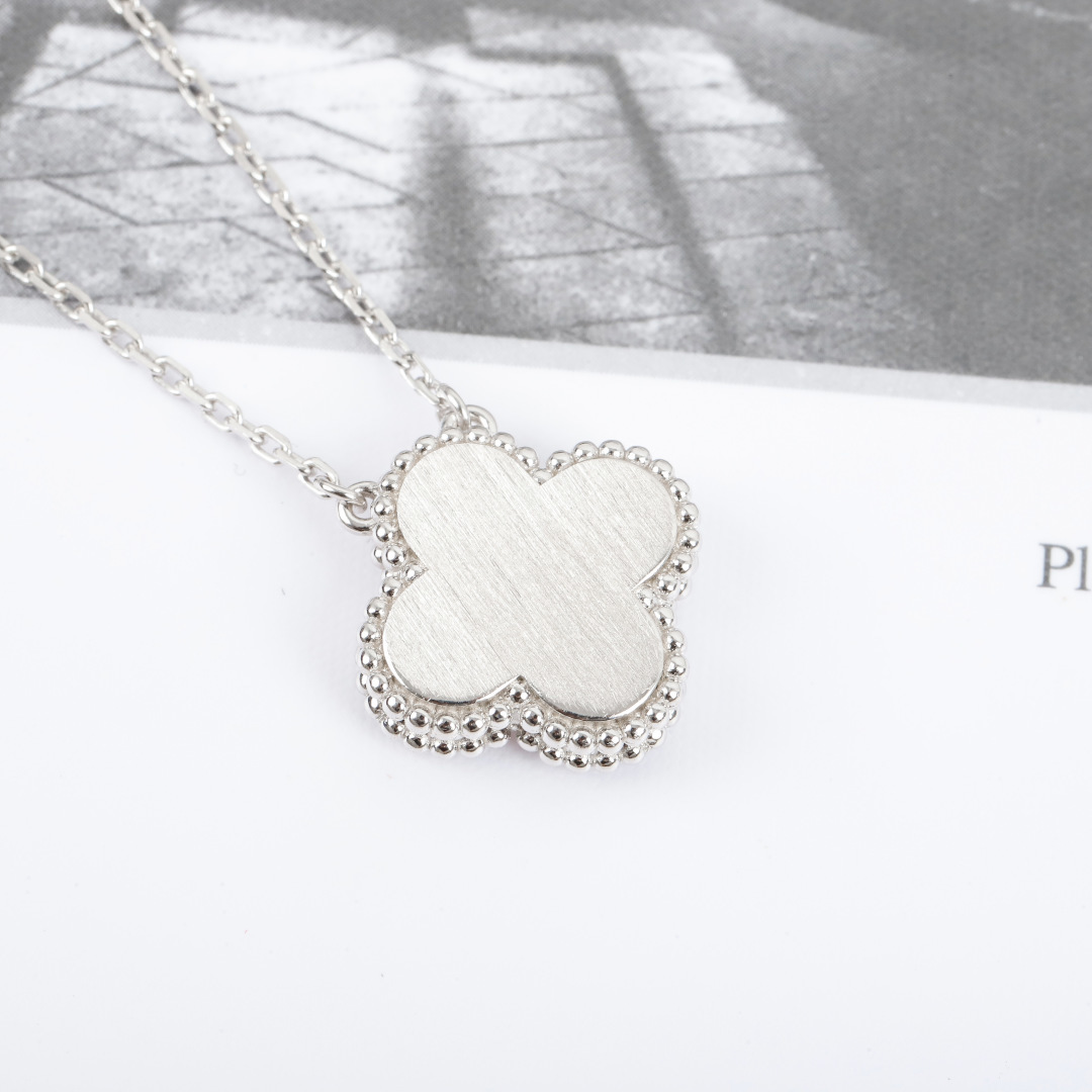 Van Cleef Arpels 반클리프 아펠 빈티지 알함브라 펜던트 기요셰 " 2 Color " 레플리카 11번 이미지 - 악세사리 | 세미샵 레플리카 사이트