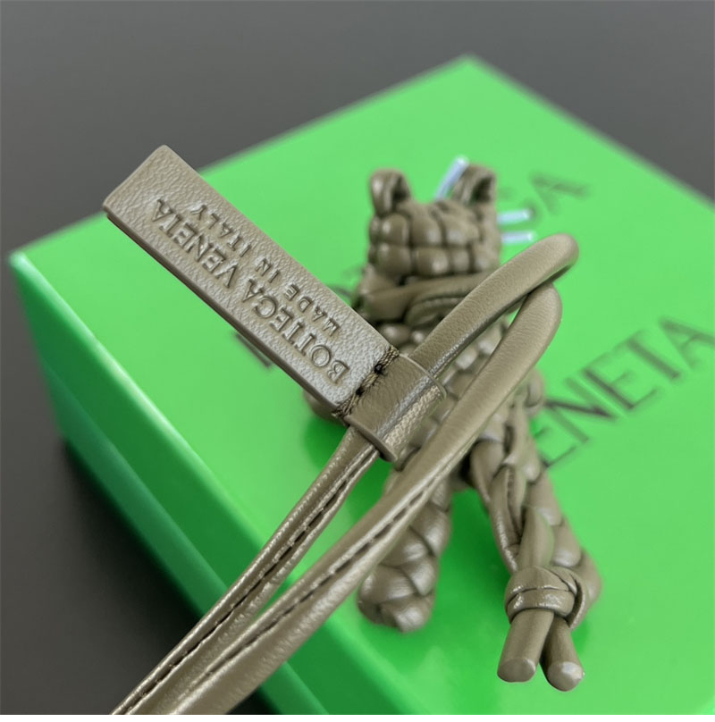 보테가베네타 보테가베네타 켓 백 참 835969 레플리카 14번 이미지 - 악세사리 | 세미샵 레플리카 사이트