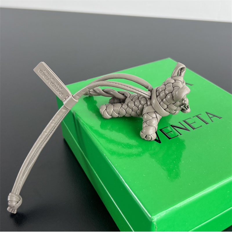 보테가베네타 보테가베네타 켓 백 참 835969 레플리카 26번 이미지 - 악세사리 | 세미샵 레플리카 사이트