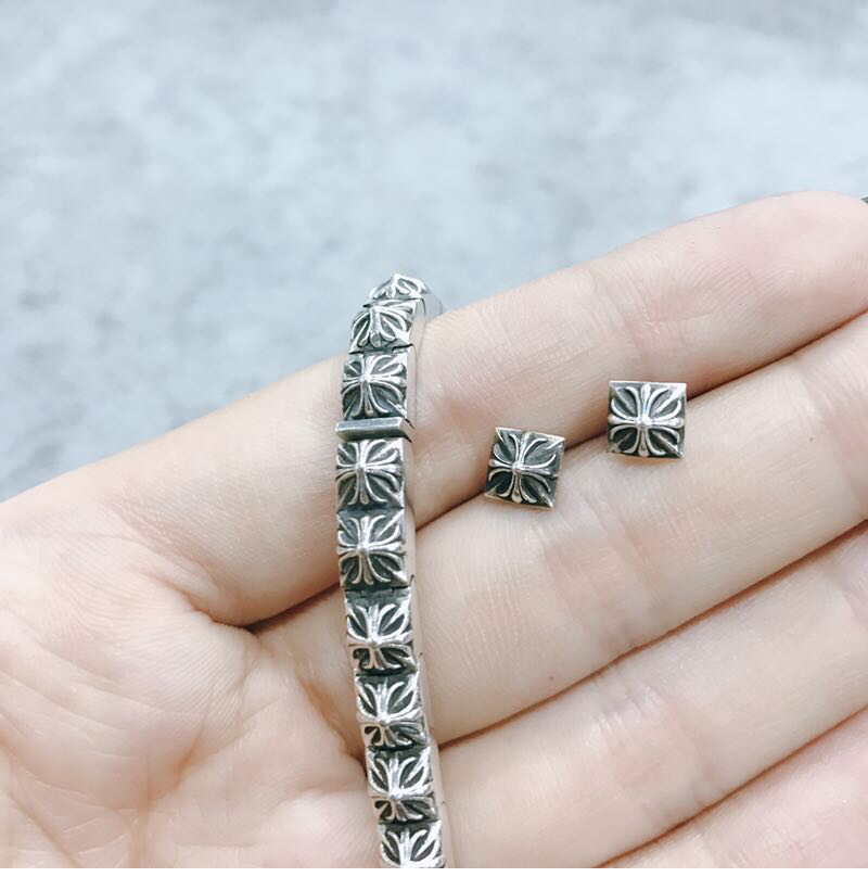 Chrome Hearts 크롬하츠 크로스 블럭 925 실버 팔찌 레플리카 11번 이미지 - 악세사리 | 세미샵 레플리카 사이트