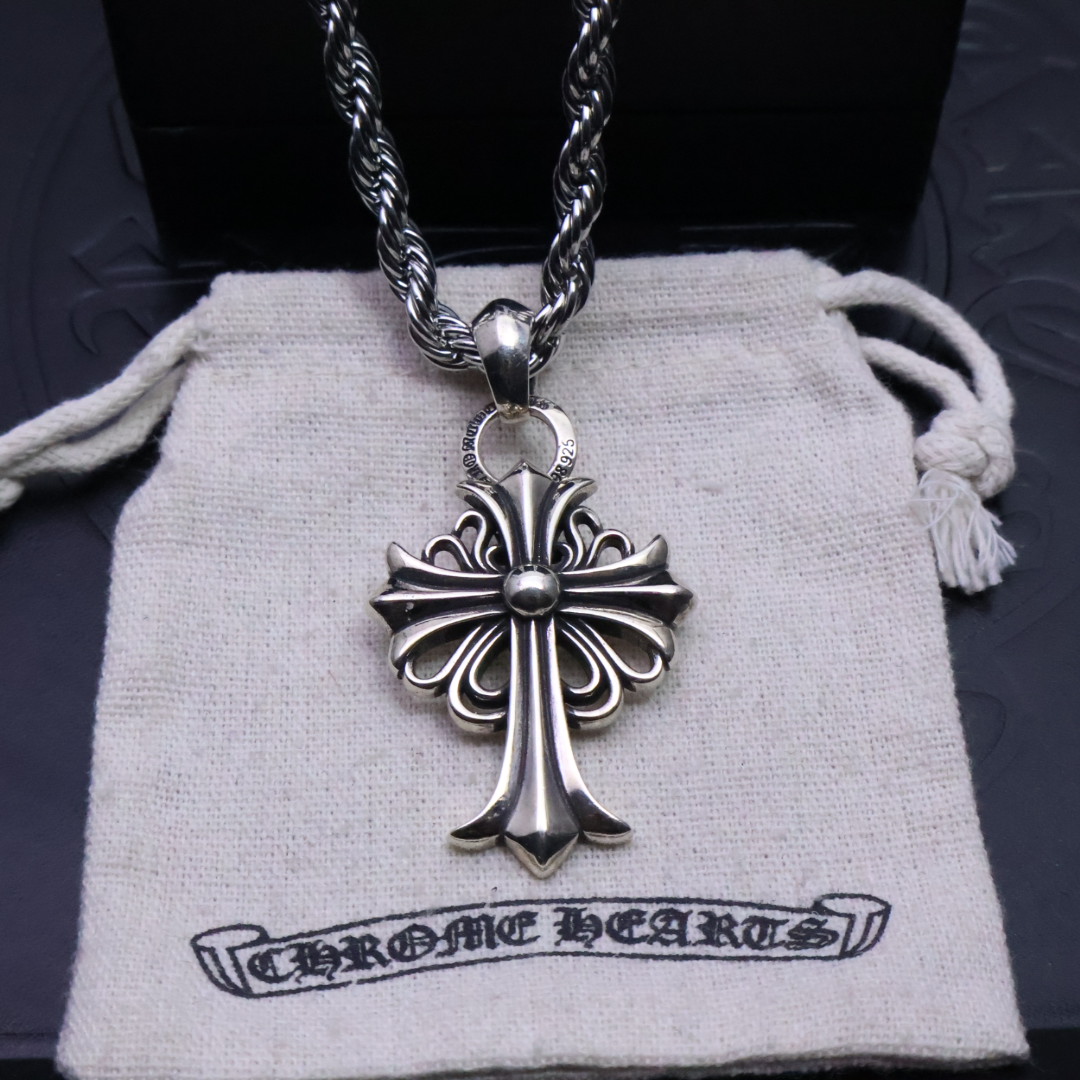 Chrome Hearts 크롬하츠 필리그리 크로스 XS 펜던트 레플리카 5번 이미지 - 악세사리 | 세미샵 레플리카 사이트