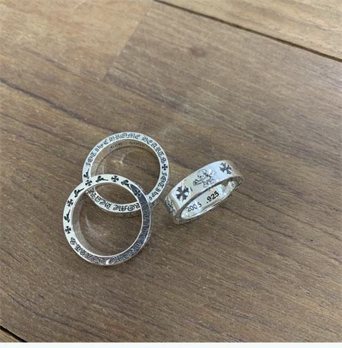 Chrome Hearts 크롬하츠 x 포티 해리스 스페이스 링 레플리카 5번 이미지 - 악세사리 | 세미샵 레플리카 사이트