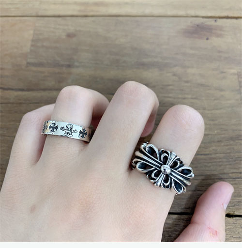 Chrome Hearts 크롬하츠 x 포티 해리스 스페이스 링 레플리카 9번 이미지 - 악세사리 | 세미샵 레플리카 사이트