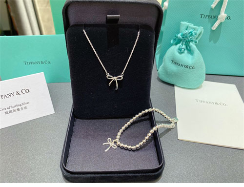Tiffany And Co 티파니앤코 스털링 실버 리본 보우 목걸이 레플리카 2번 이미지 - 악세사리 | 세미샵 레플리카 사이트