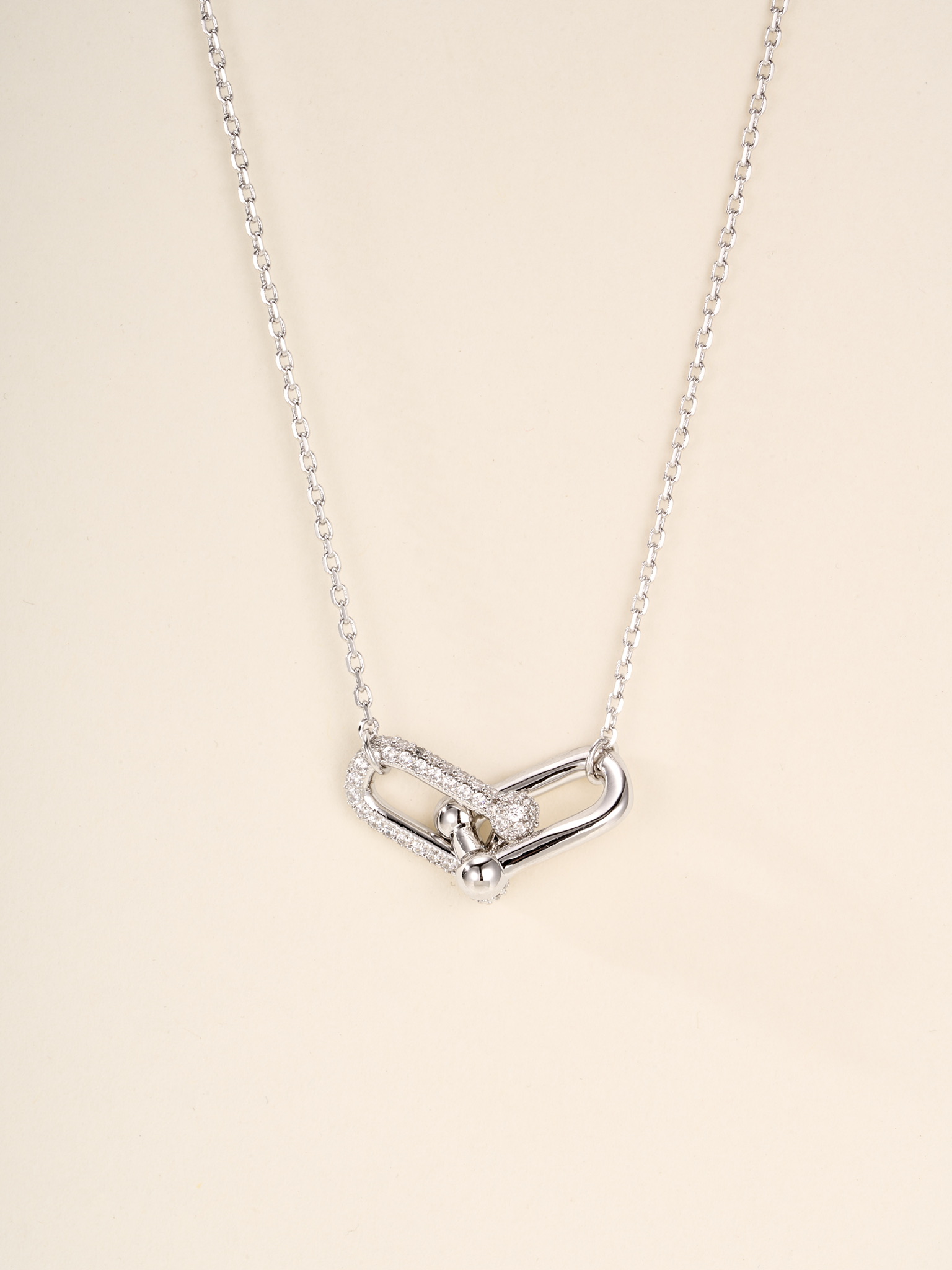 Tiffany And Co 티파니 하드웨어 더블 인터록킹 팬던트 네클리스 레플리카 6번 이미지 - 악세사리 | 세미샵 레플리카 사이트