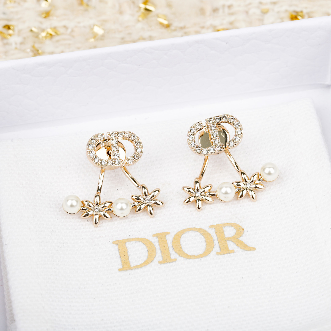 D I O R 디올 쁘띠 CD 데이지 이어링 레플리카 1번 이미지 - 악세사리 | 세미샵 레플리카 사이트