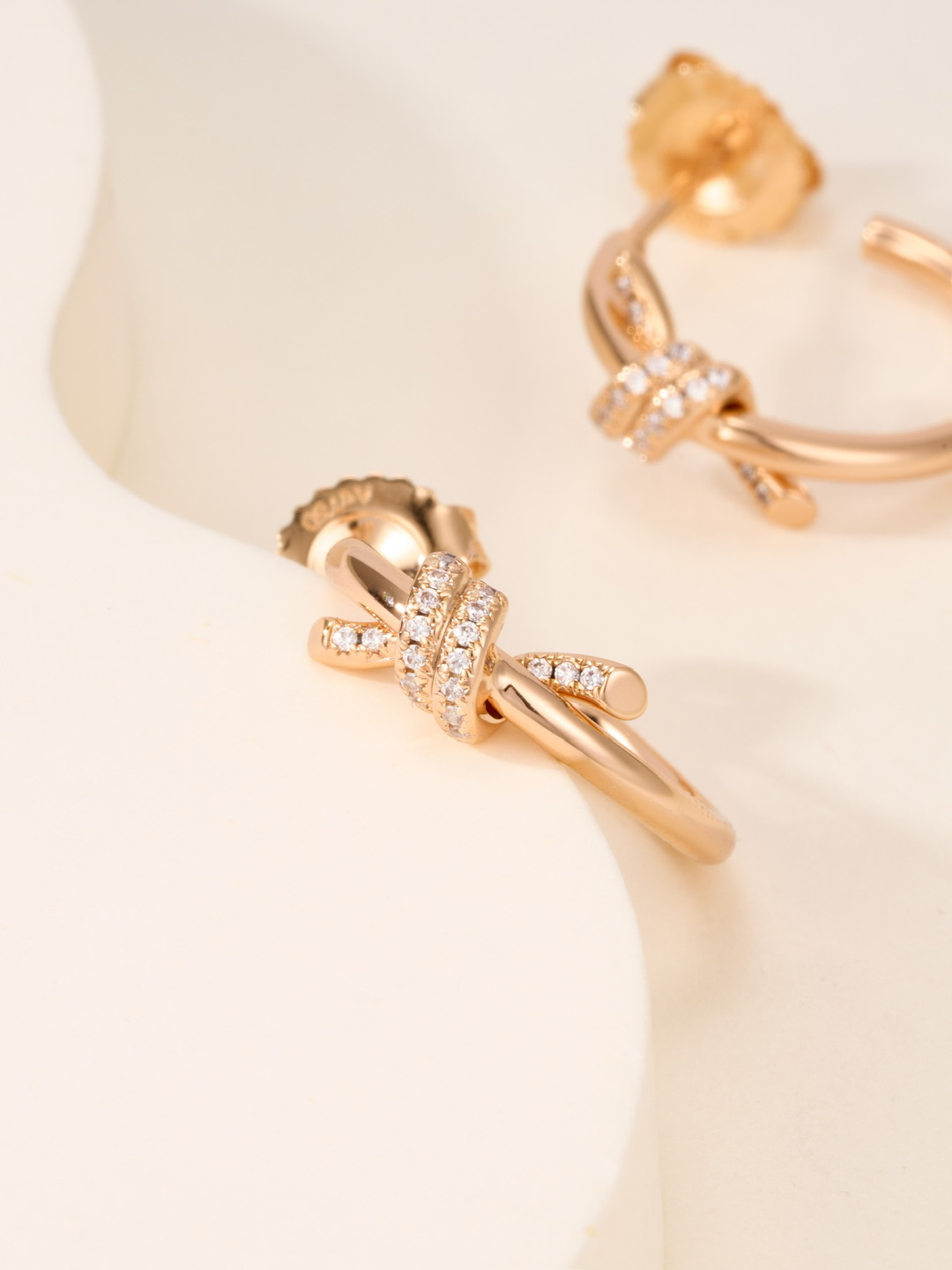 Tiffany And Co 티티파니 노트 후프 이어링 레플리카 5번 이미지 - 악세사리 | 세미샵 레플리카 사이트