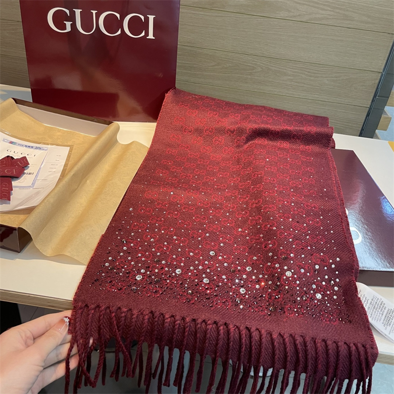 구찌 구찌 보르도 크리스털 장식 GG 울 스카프 레플리카 6번 이미지 - 악세사리 | 세미샵 레플리카 사이트