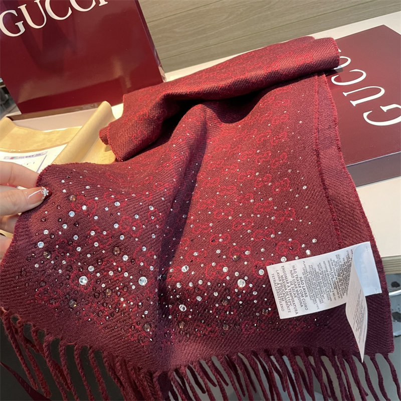 구찌 구찌 보르도 크리스털 장식 GG 울 스카프 레플리카 8번 이미지 - 악세사리 | 세미샵 레플리카 사이트