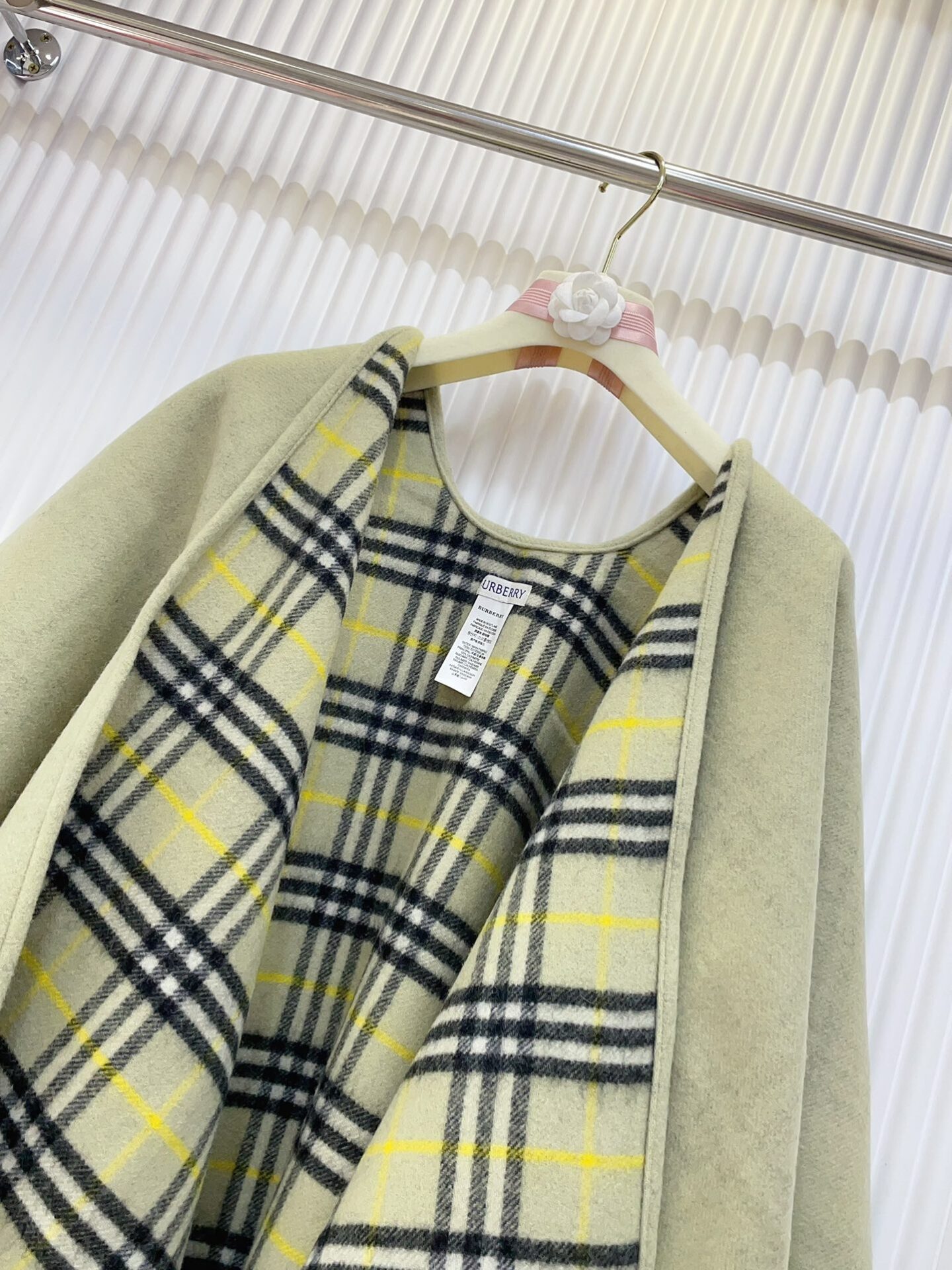 Burberry 버버리 체크 울 리버시블 케이프 3컬러 레플리카 18번 이미지 - 악세사리 | 세미샵 레플리카 사이트