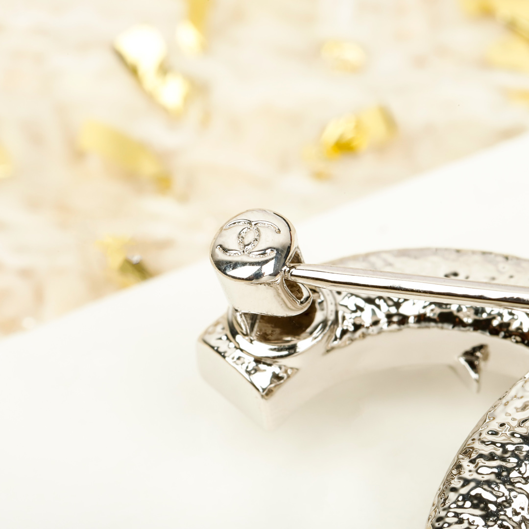 샤넬 CC 로고 코스튬 브로치 5번 이미지