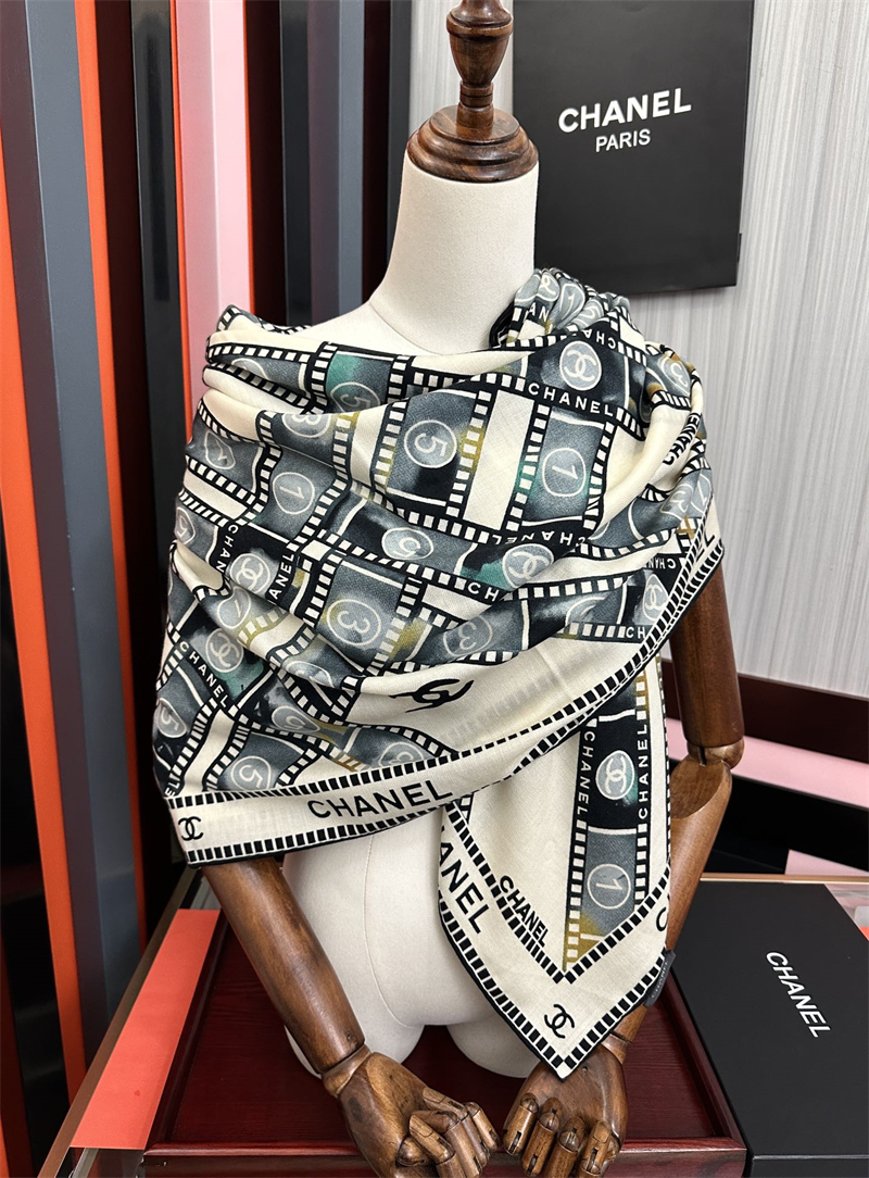 샤넬 샤넬 스퀘어 스카프 머플러 레플리카 17번 이미지 - 악세사리 | 세미샵 레플리카 사이트