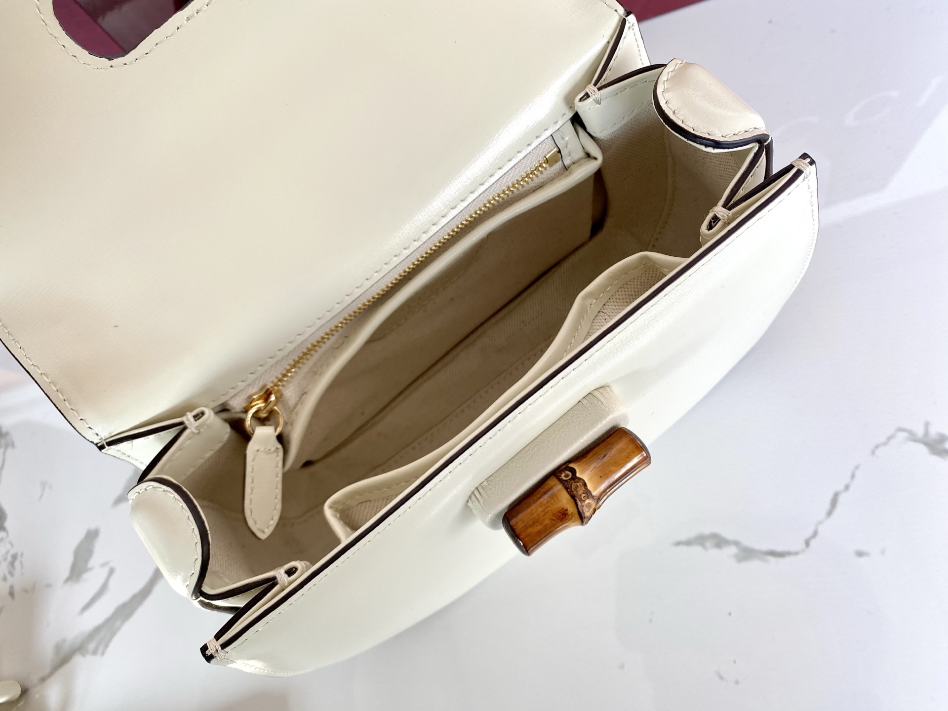 Gucci 구찌 뱀부 1947 스몰 탑 핸들 레플리카 7번 이미지 - Bag | 세미샵 레플리카 사이트