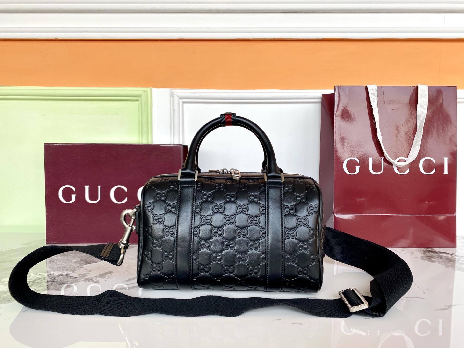 Gucci 구찌 GG 엠블럼 스몰 더플백 레플리카 2번 이미지 - Bag | 세미샵 레플리카 사이트