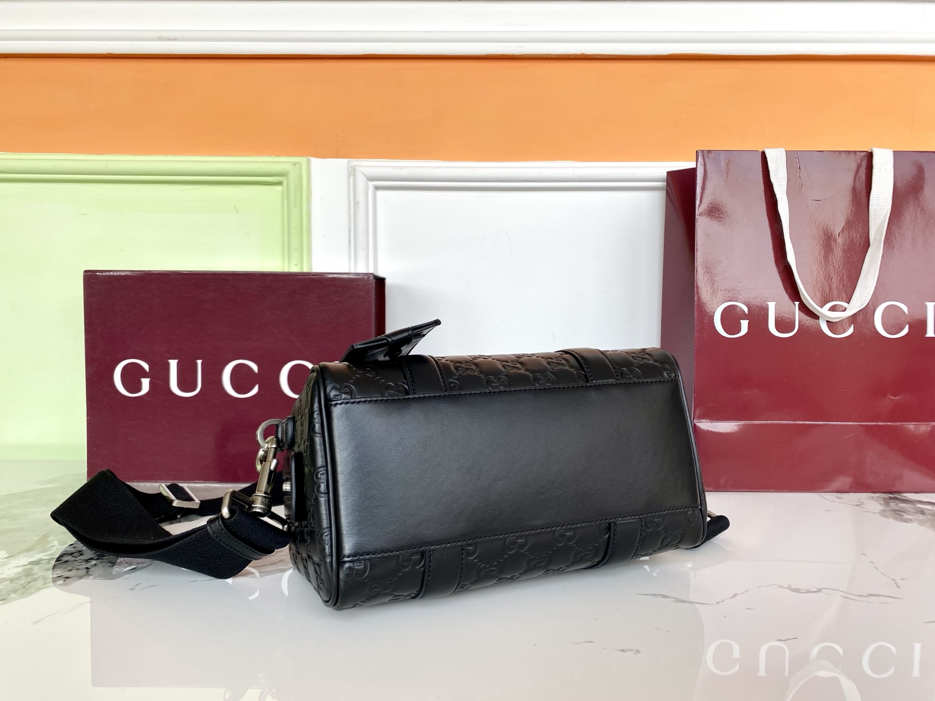 Gucci 구찌 GG 엠블럼 스몰 더플백 레플리카 4번 이미지 - Bag | 세미샵 레플리카 사이트