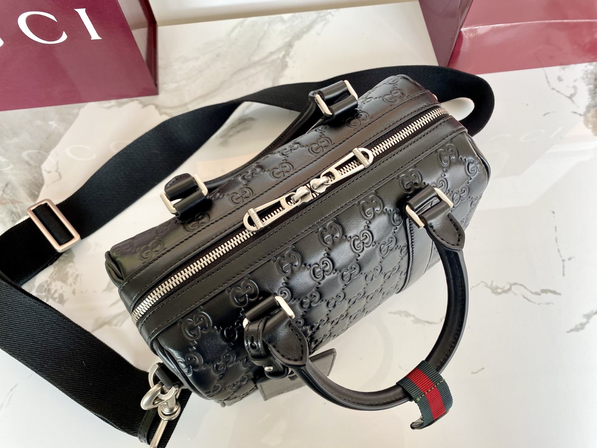 Gucci 구찌 GG 엠블럼 스몰 더플백 레플리카 6번 이미지 - Bag | 세미샵 레플리카 사이트