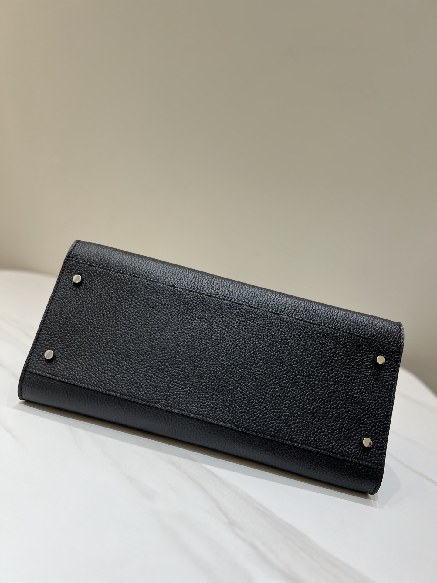 더로우 더로우 이스트 웨스트 마고 12 레플리카 4번 이미지 - Bag | 세미샵 레플리카 사이트