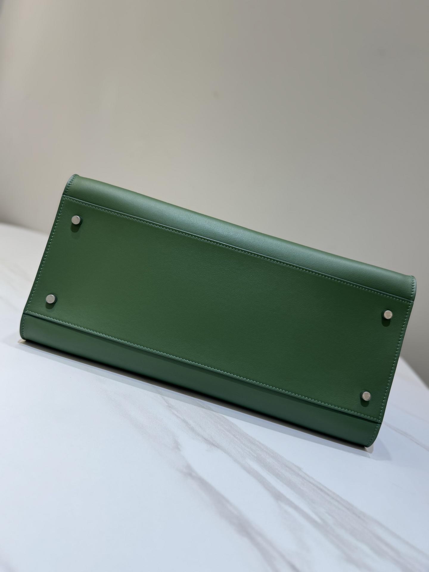 더로우 더로우 이스트 웨스트 마고 12 레플리카 4번 이미지 - Bag | 세미샵 레플리카 사이트