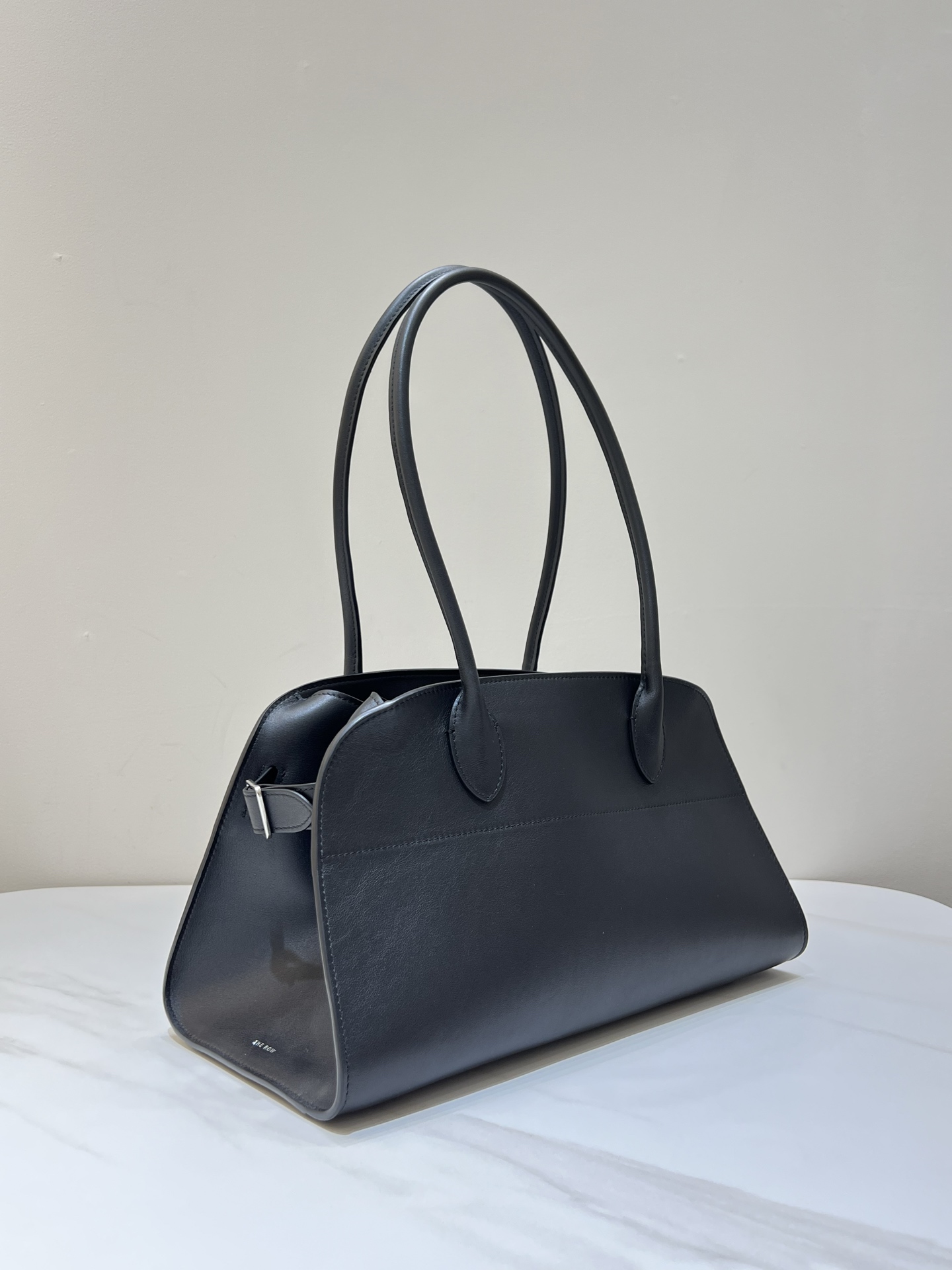 더로우 더로우 이스트 웨스트 마고 12 레플리카 3번 이미지 - Bag | 세미샵 레플리카 사이트