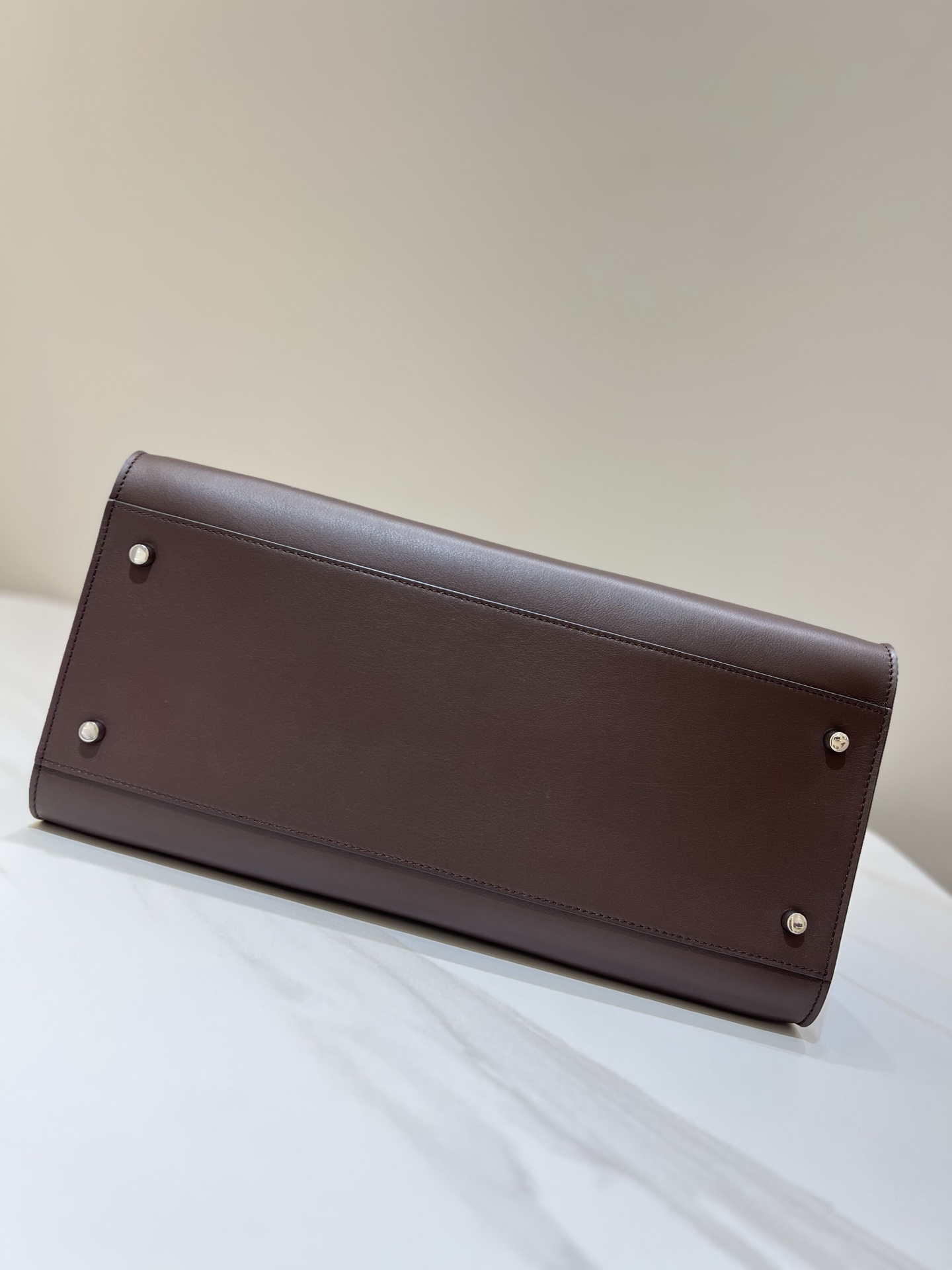 더로우 더로우 이스트 웨스트 마고 12 레플리카 4번 이미지 - Bag | 세미샵 레플리카 사이트