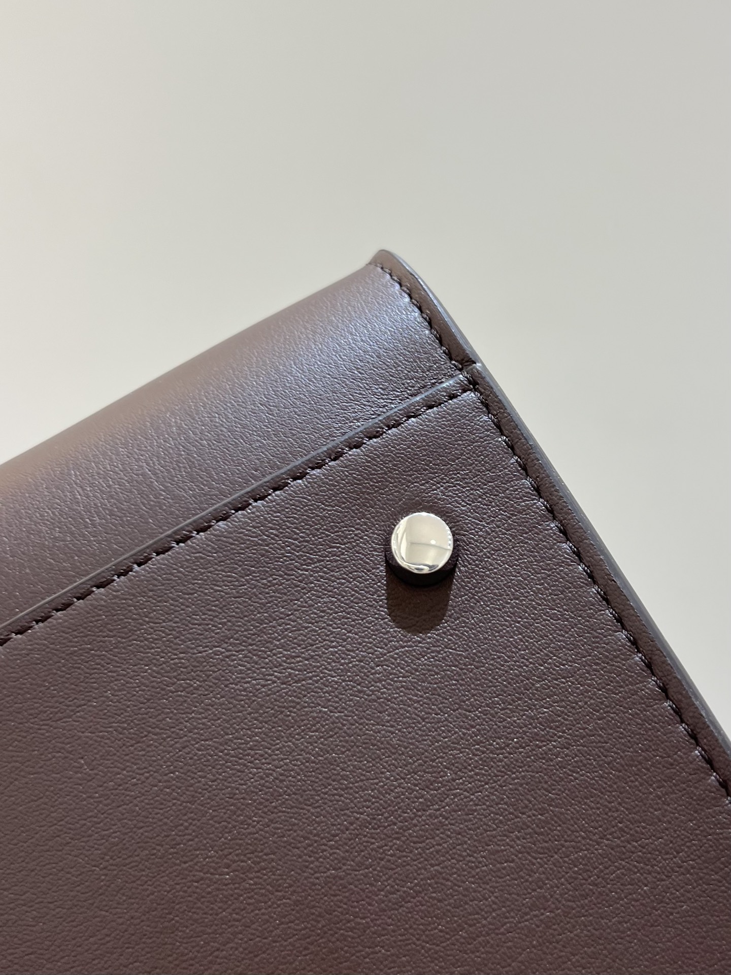 더로우 더로우 이스트 웨스트 마고 12 레플리카 5번 이미지 - Bag | 세미샵 레플리카 사이트