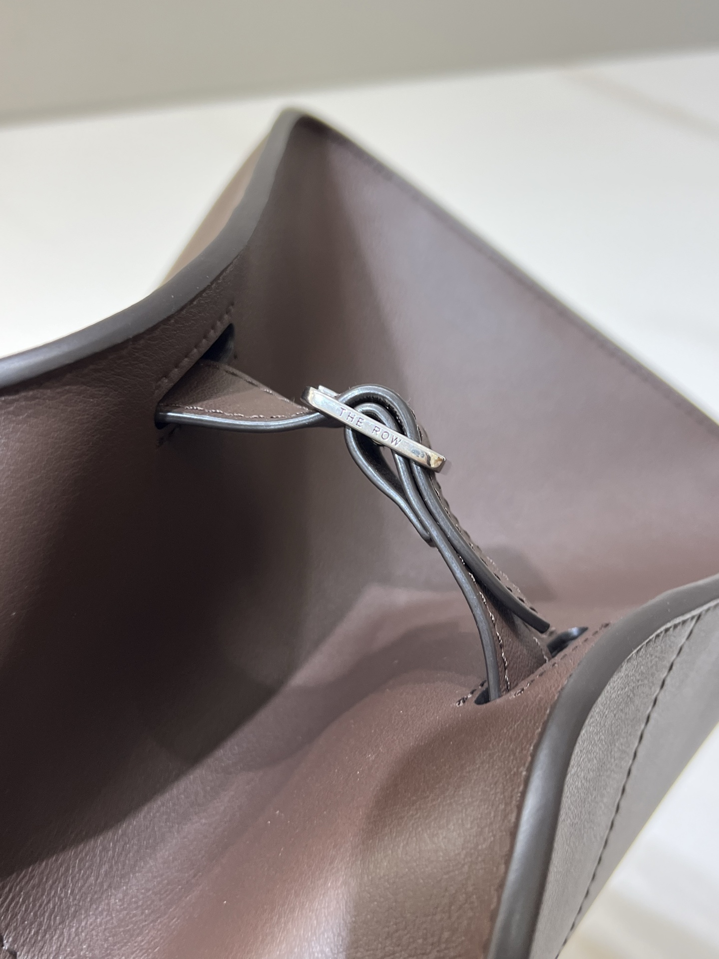 더로우 더로우 이스트 웨스트 마고 12 레플리카 7번 이미지 - Bag | 세미샵 레플리카 사이트