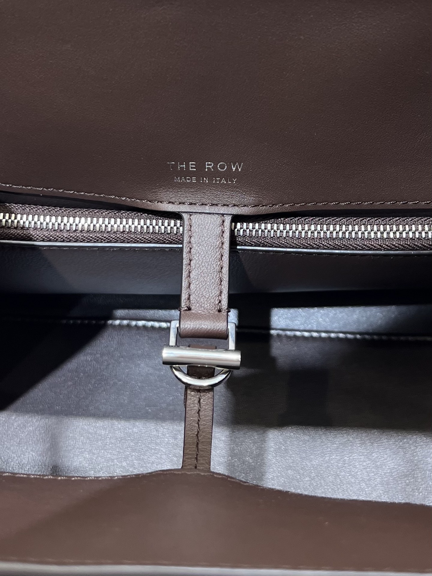 더로우 더로우 이스트 웨스트 마고 12 레플리카 9번 이미지 - Bag | 세미샵 레플리카 사이트