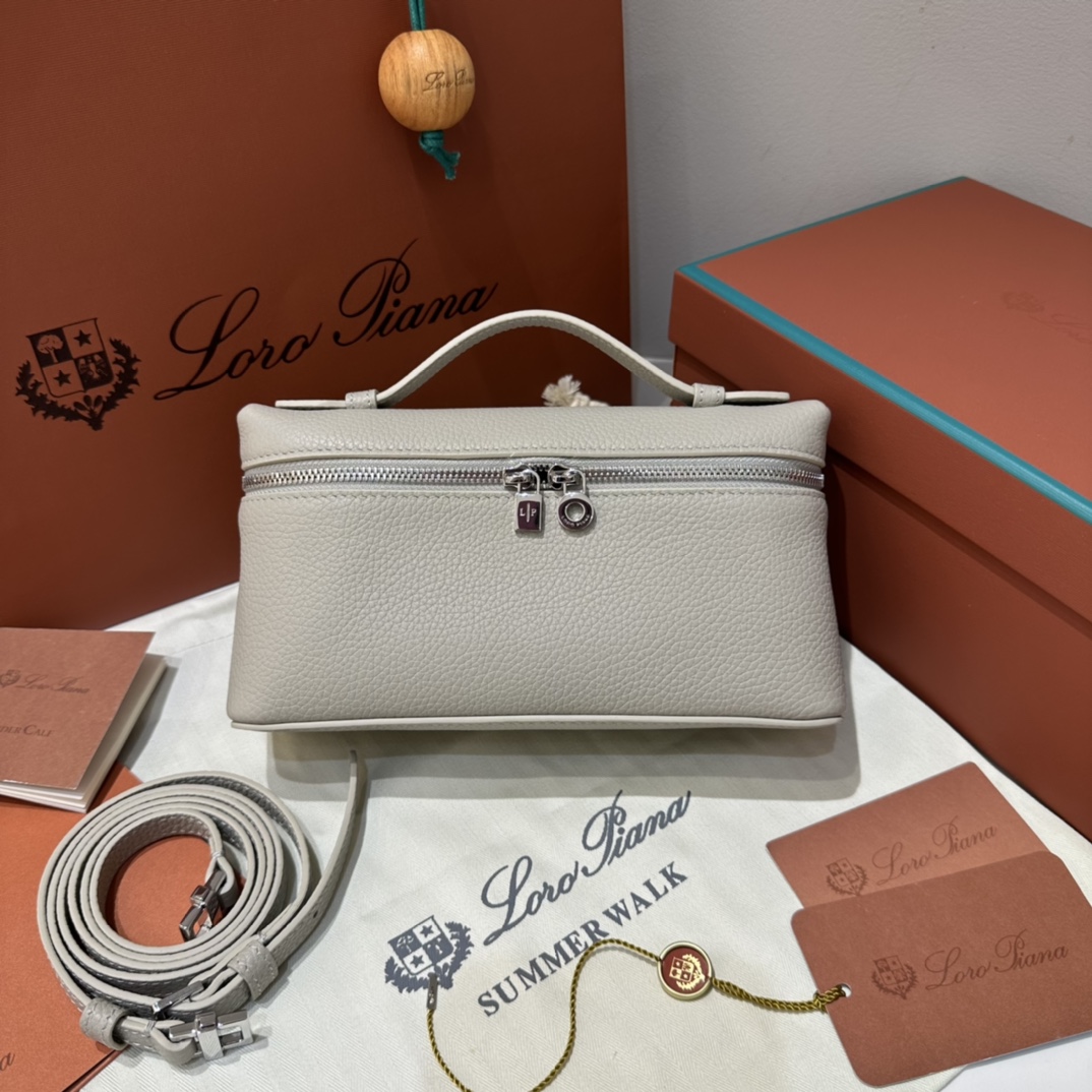 로로피아나 로로피아나 엑스트라 포켓 파우치 L19 레플리카 1번 이미지 - Bag | 세미샵 레플리카 사이트