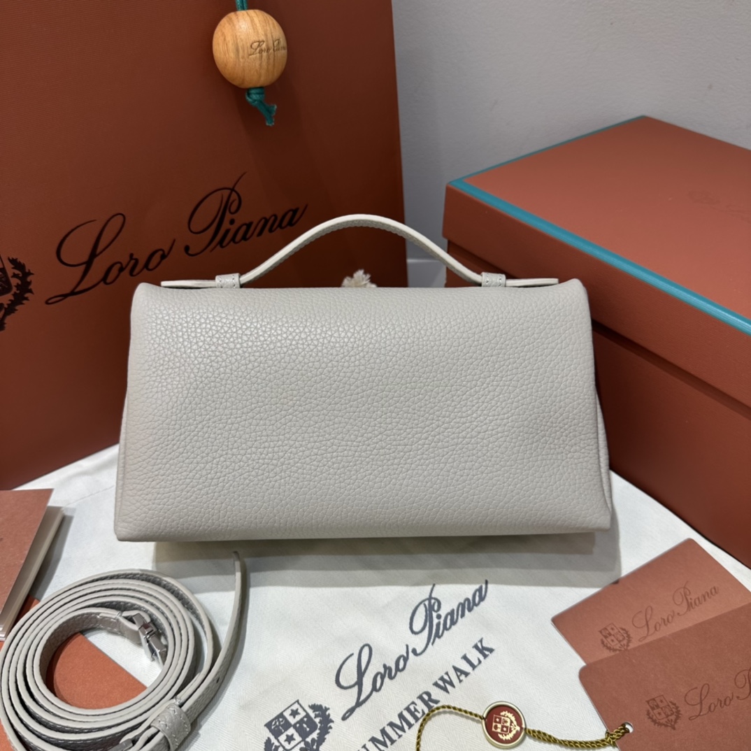 로로피아나 로로피아나 엑스트라 포켓 파우치 L19 레플리카 2번 이미지 - Bag | 세미샵 레플리카 사이트