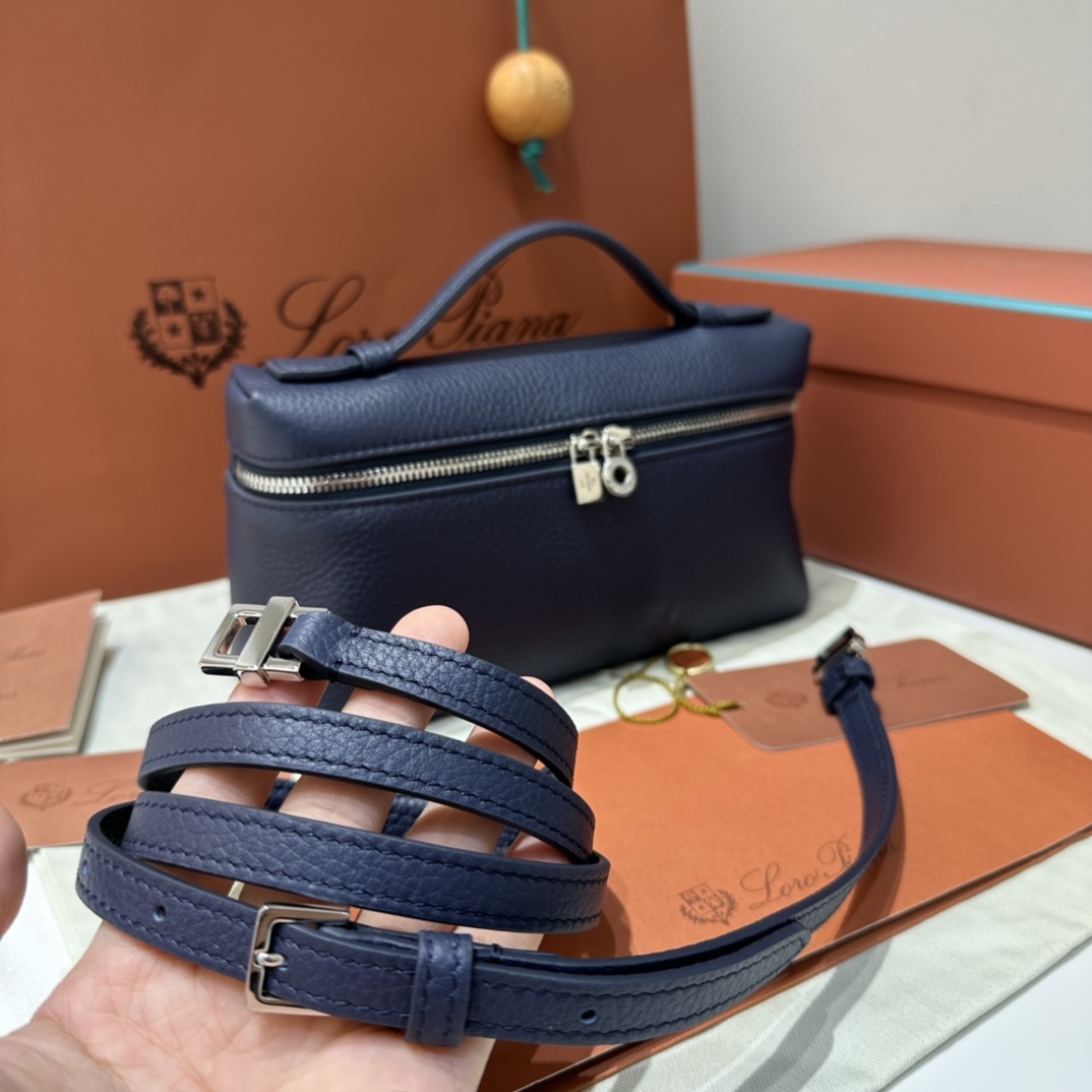 로로피아나 로로피아나 엑스트라 포켓 파우치 L19 레플리카 6번 이미지 - Bag | 세미샵 레플리카 사이트