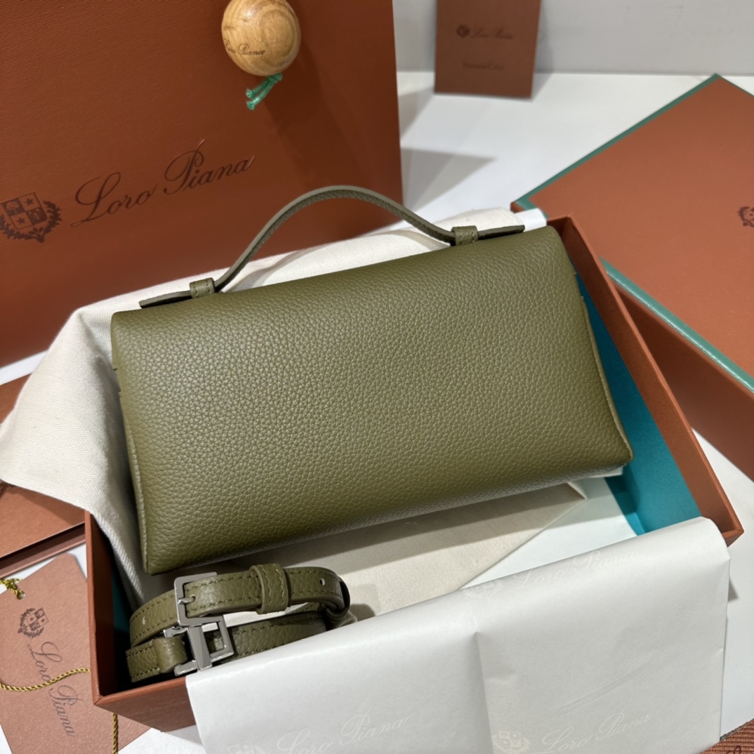 로로피아나 로로피아나 엑스트라 포켓 파우치 L19 레플리카 2번 이미지 - Bag | 세미샵 레플리카 사이트