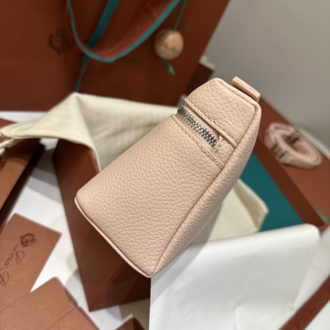 로로피아나 로로피아나 엑스트라 포켓 파우치 L19 레플리카 3번 이미지 - Bag | 세미샵 레플리카 사이트