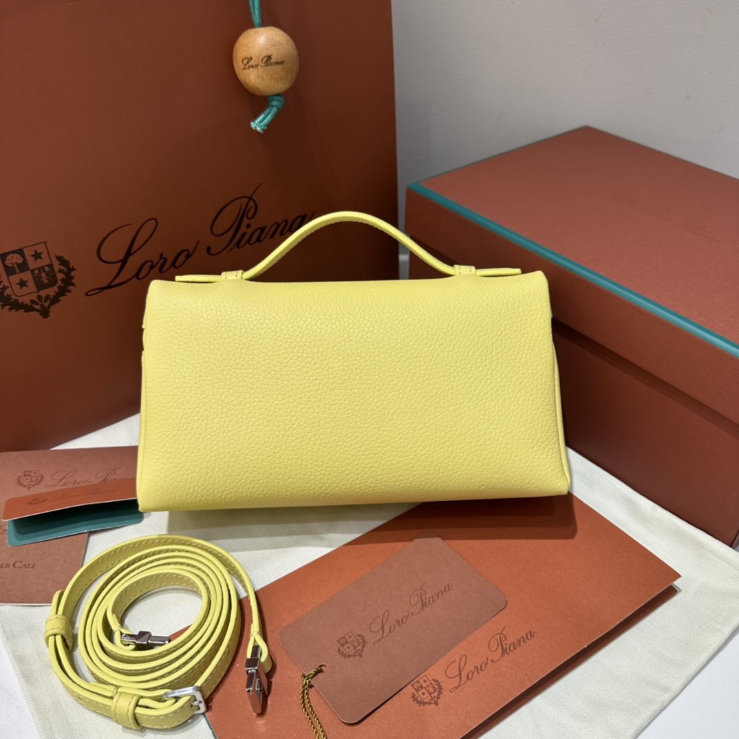 로로피아나 로로피아나 엑스트라 포켓 파우치 L19 레플리카 2번 이미지 - Bag | 세미샵 레플리카 사이트