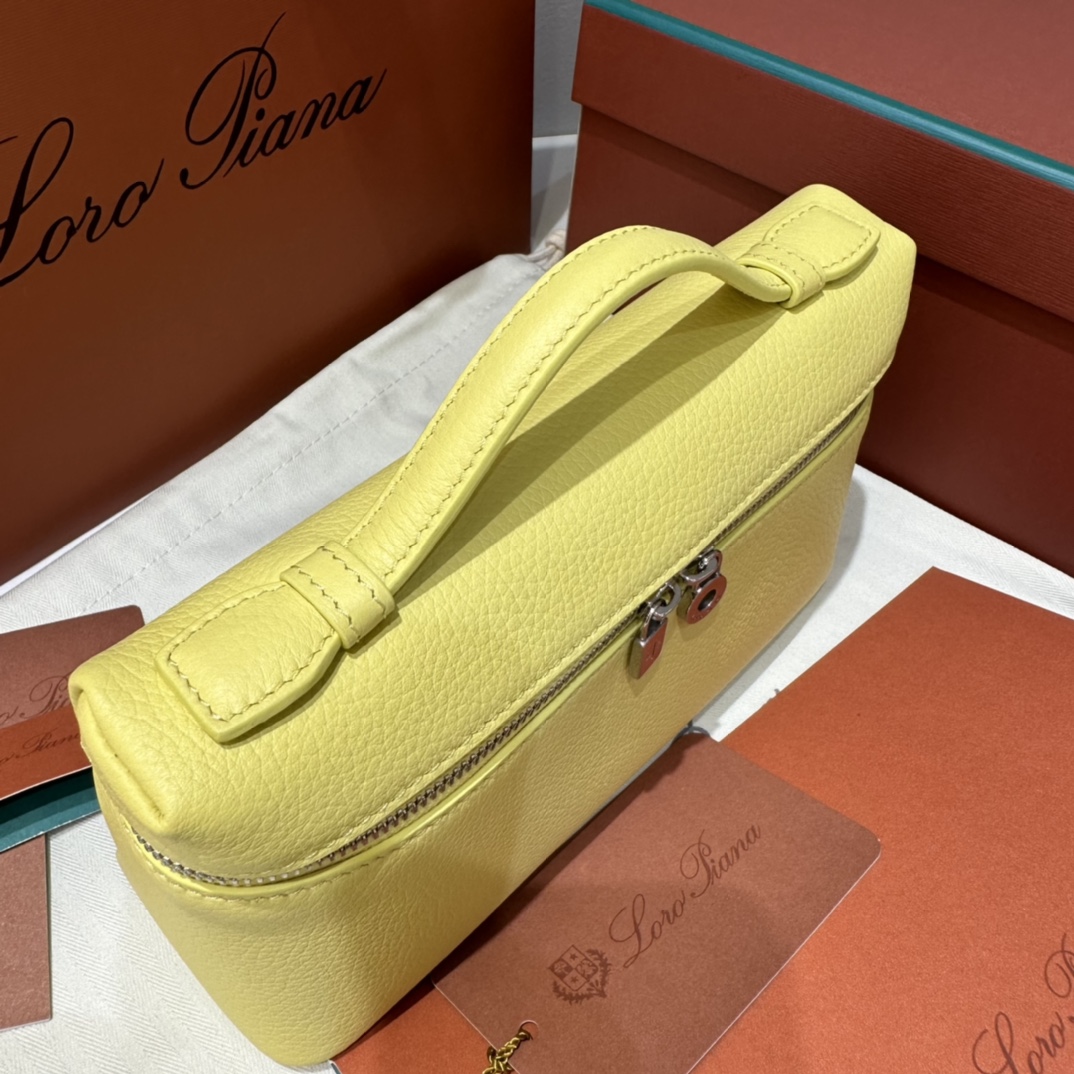 로로피아나 로로피아나 엑스트라 포켓 파우치 L19 레플리카 5번 이미지 - Bag | 세미샵 레플리카 사이트