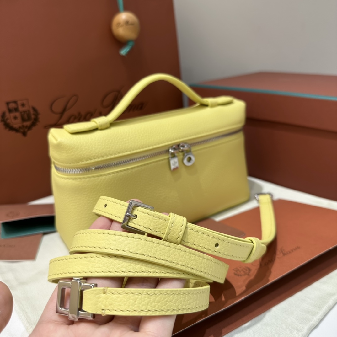 로로피아나 로로피아나 엑스트라 포켓 파우치 L19 레플리카 6번 이미지 - Bag | 세미샵 레플리카 사이트