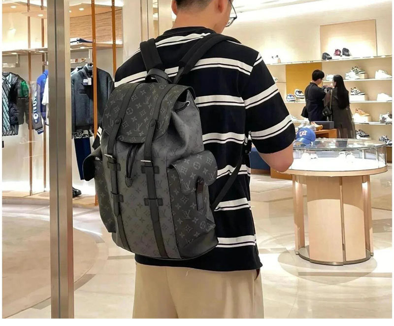 루이비통 루이비통 크리스토퍼 PM 백팩 이클립스 모노그램 M46331 레플리카 3번 이미지 - Bag | 세미샵 레플리카 사이트