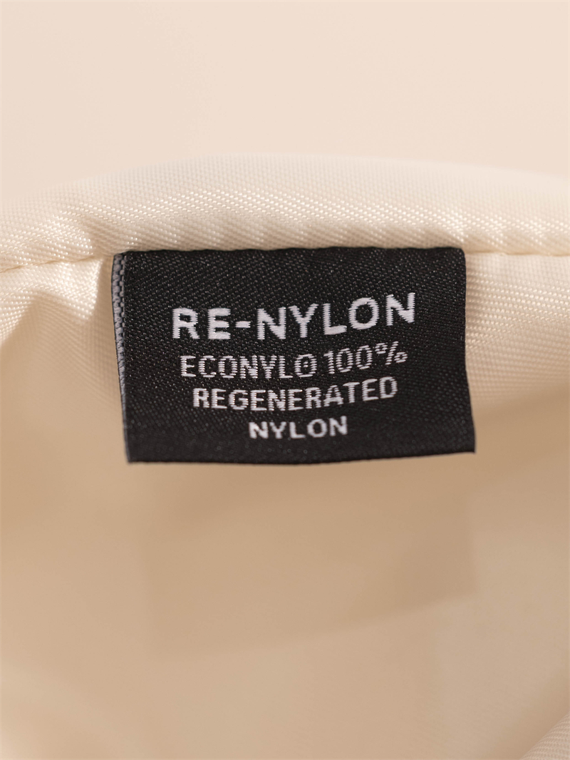 미우미우 미우미우 개버딘 파우치 화이트 5NE841 레플리카 23번 이미지 - Bag | 세미샵 레플리카 사이트