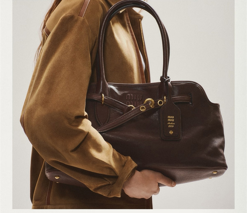 미우미우 미우미우 아방뛰르 나파 가죽 토트백 미디엄 브라운 5BG291 레플리카 12번 이미지 - Bag | 세미샵 레플리카 사이트