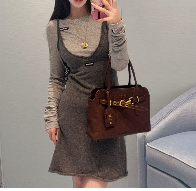 미우미우 미우미우 아방뛰르 레더 토트 백 5BA292 레플리카 7번 이미지 - Bag | 세미샵 레플리카 사이트