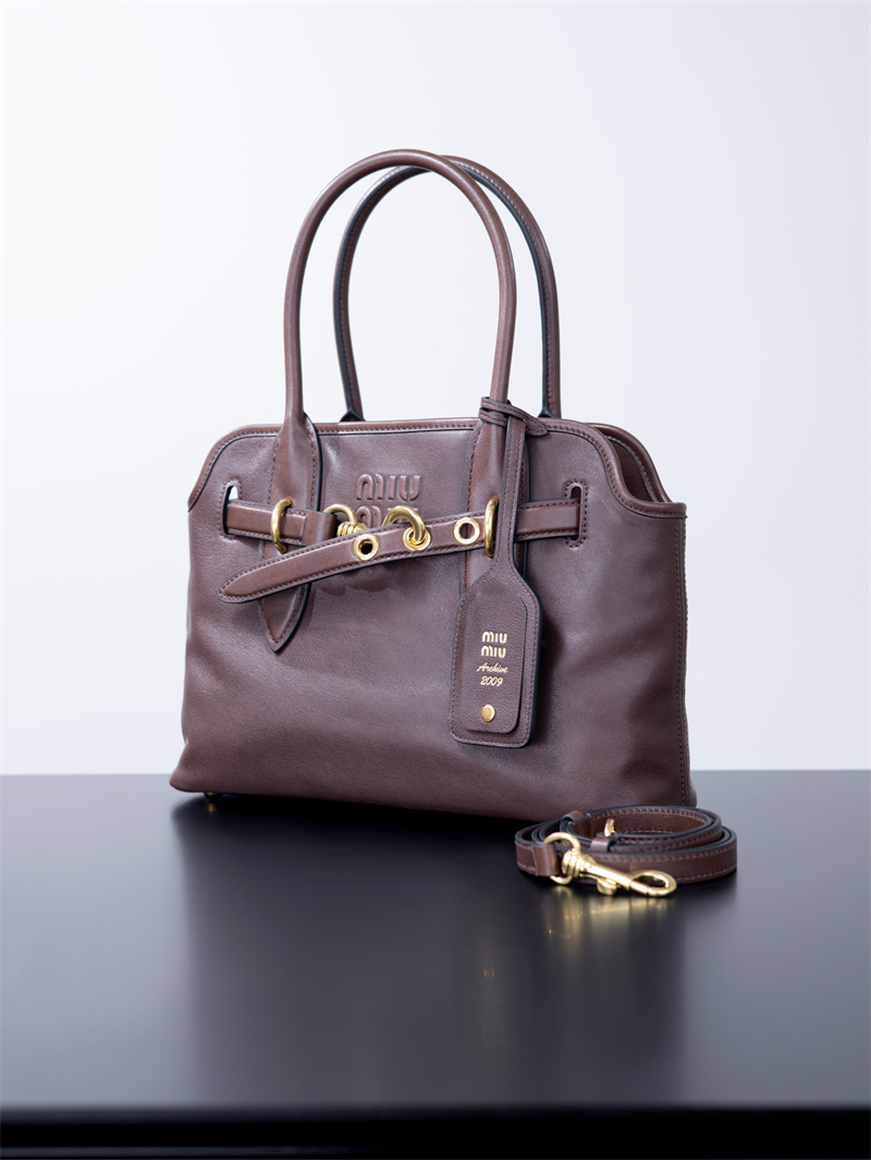미우미우 미우미우 아방뛰르 레더 토트 백 5BA292 레플리카 12번 이미지 - Bag | 세미샵 레플리카 사이트