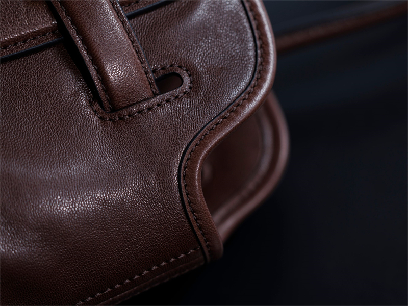 미우미우 미우미우 아방뛰르 레더 토트 백 5BA292 레플리카 10번 이미지 - Bag | 세미샵 레플리카 사이트