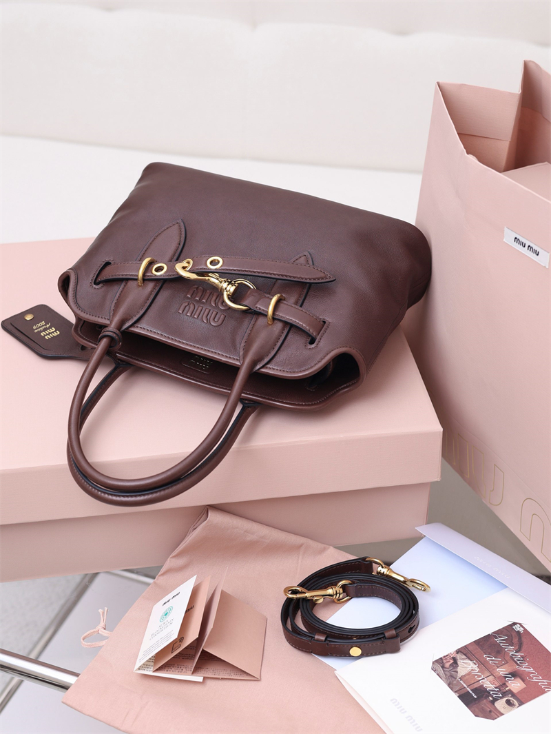 미우미우 미우미우 아방뛰르 레더 토트 백 5BA292 레플리카 14번 이미지 - Bag | 세미샵 레플리카 사이트