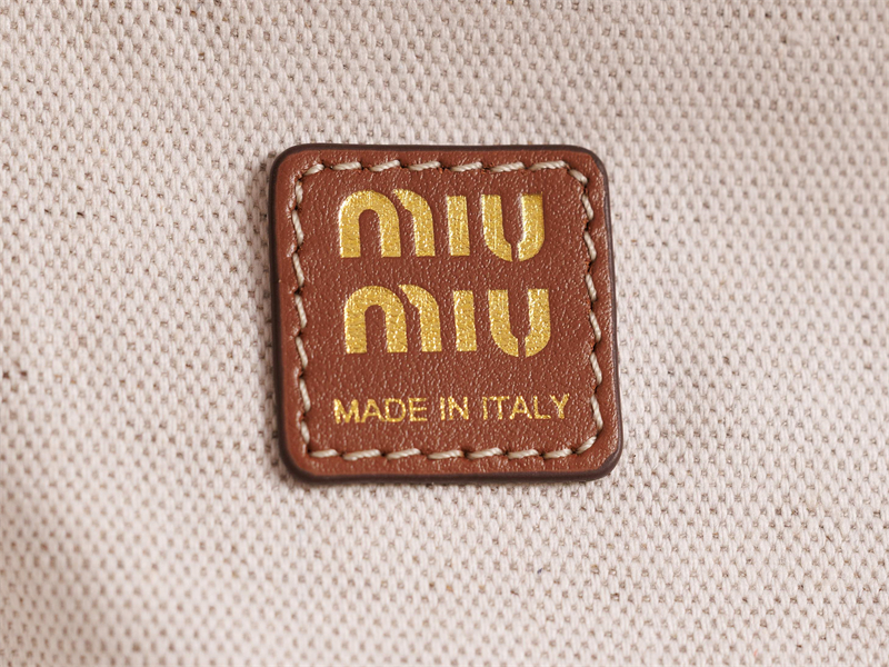 미우미우 미우미우 캔버스 가죽 백팩 라지 5BZ042 레플리카 10번 이미지 - Bag | 세미샵 레플리카 사이트