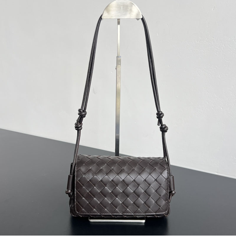 보테가베네타 보테가베네타 노뚜르노 파우치 백 843893 레플리카 19번 이미지 - Bag | 세미샵 레플리카 사이트