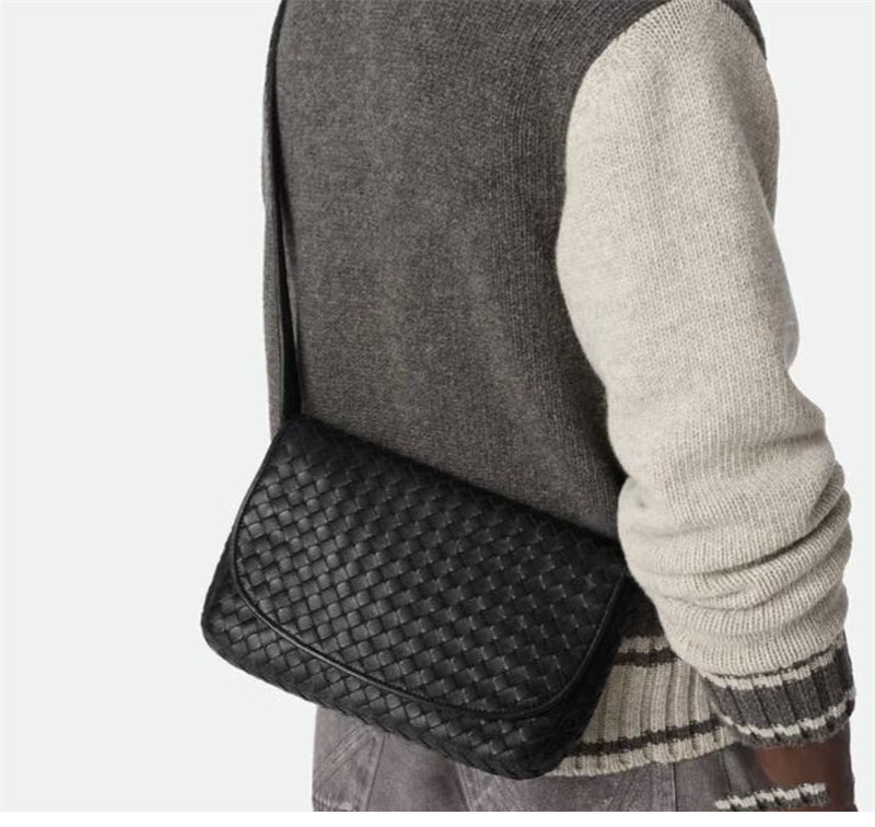 보테가베네타 보테가베네타 베네토 플랩 메신저 백 843836 레플리카 15번 이미지 - Bag | 세미샵 레플리카 사이트