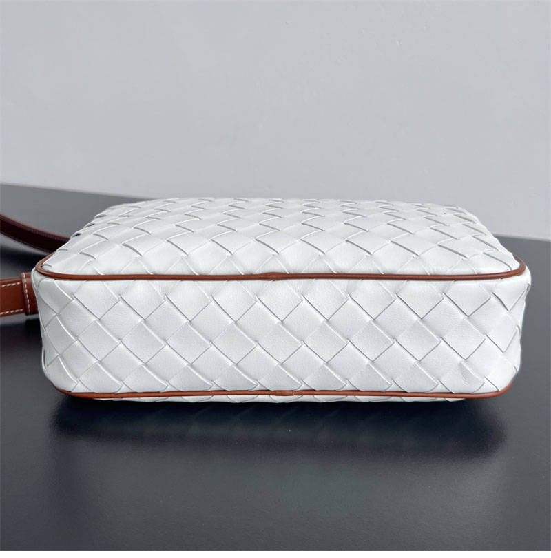 보테가베네타 보테가베네타 스몰 인트레치아토 카메라 백 “ 7 COLOR ” 레플리카 26번 이미지 - Bag | 세미샵 레플리카 사이트